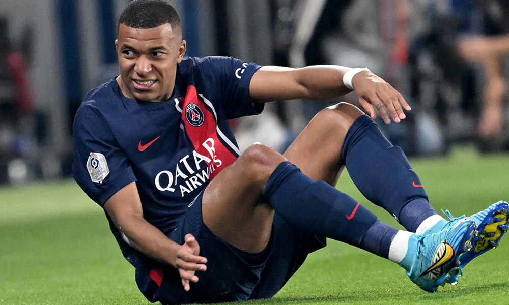 Kylian Mbappé se blesse lors du Classico PSG - OM